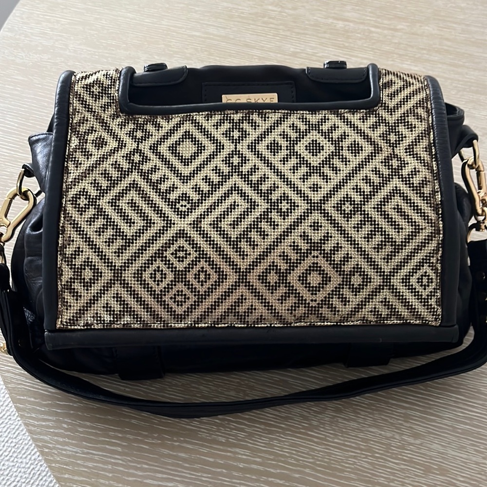 CC Skye black back Great Looking